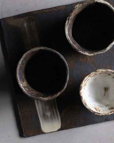 assiette carre en gres