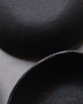 Assiette creuse noir mat