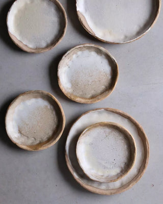 Assiettes gres beige