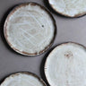 assiette ceramique blanche