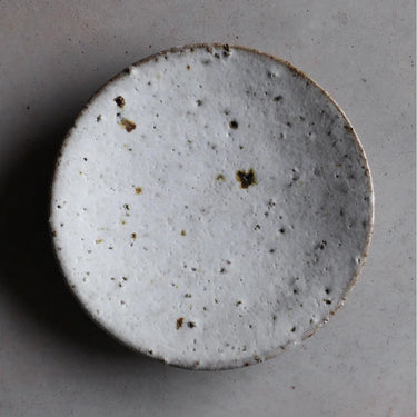 Assiette plate en argile