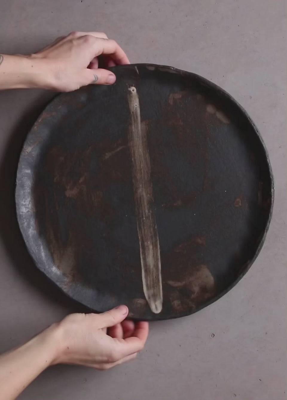 Assiette argile